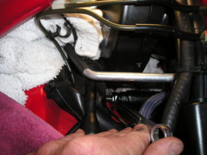 Clutch-Master-Cylinder-Replacement-3-clutch-master-